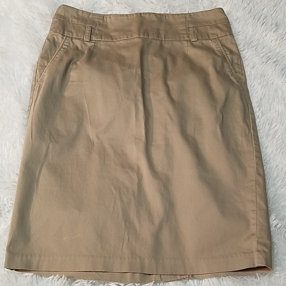 Papaya Skirt - Tan pencil skirt.